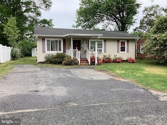 407 Hamilton St, Fredericksburg, VA 22408