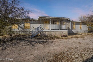 12 Midway Rd, Caballo, NM 87931