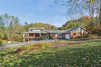 4561 School Rd S, Export, PA 15632