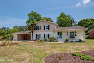 114 Buccaneer Rd, Wilmington, NC 28409