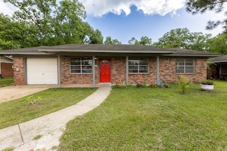 11774 Klein Rd, Gulfport, MS 39503
