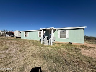 5489 E La Paloma Ln, Hereford, AZ 85615