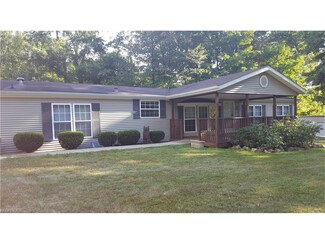 10600 Haga Ridge Rd, Stewart, OH 45778