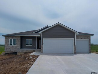14133 Raegan Ln, Crete, NE 68333