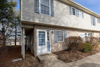 760 E Sherwood Hills Dr, Bloomington, IN 47401