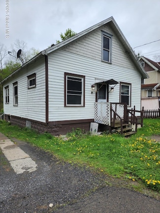 31 Fort Johnson Ave, Fort Johnson, NY 12070