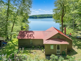 66 Myron Hall Rd, Raymond, ME 04071