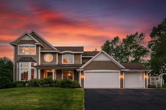 7066 Harrison Hill Trail, Chanhassen, MN 55317
