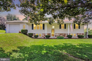 5627 Blue Hill Rd, Glenville, PA 17329