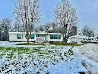 24507 Welch Rd, Maryville, MO 64468