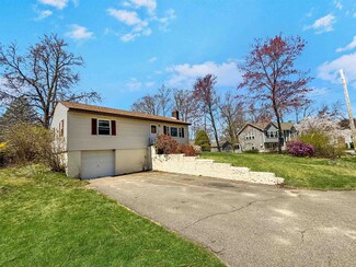 42 Wheeler Ave, Salem, NH 03079