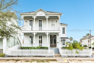 1727 Postoffice St, Galveston, TX 77550