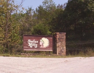 15 Mohawk Ln Unit 12, Holiday Island, AR 72631