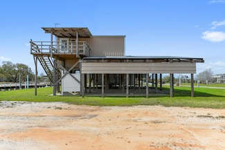 10099 W Park Rd, Bay Saint Louis, MS 39520