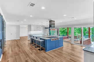 222 Sovereign Ct, Rockwall, TX 75032