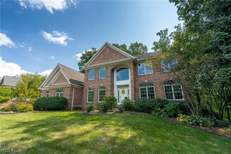 6764 Scarborough Rd NW, Canton, OH 44718