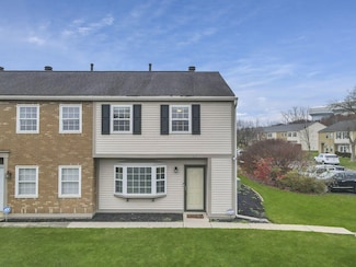 1637 Park Row Dr Unit F, Columbus, OH 43235