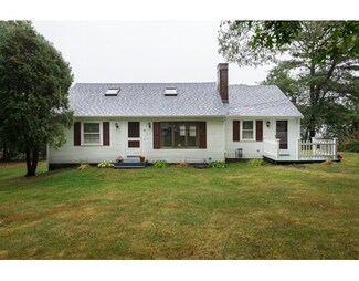 78 Everett St, Marshfield, MA 02050