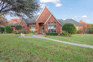 1305 Bentbrook Ln, Sherman, TX 75092
