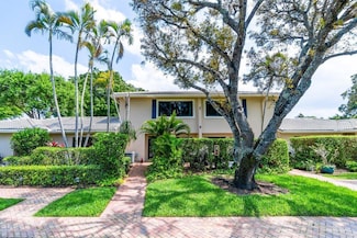 2 Stratford Dr E Unit B, Boynton Beach, FL 33436