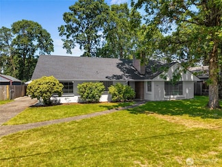 1484 SW Snively Ave, Chehalis, WA 98532