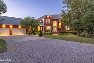 400 W 2nd St, Lynn Haven, FL 32444