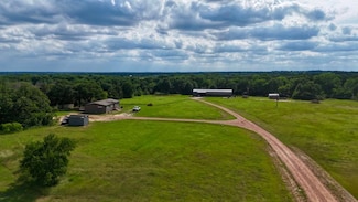6009 & 5999 County Road 326, Lexington, TX 78947