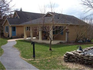 400 Lanning Rd, Honeoye Falls, NY 14472