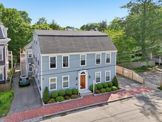 41 Washington St Unit D, Newburyport, MA 01950