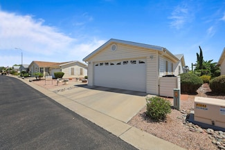 2550 S Ellsworth Rd Unit 596, Mesa, AZ 85209