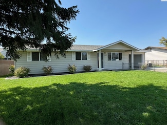 685 S 4th Ave, Connell, WA 99326