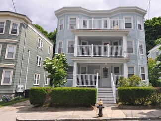 26 Verdun St, Dorchester Center, MA 02124