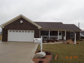 956 S Walnut St, Fairmount, IN 46928