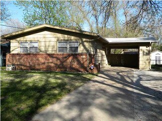 6040 N Hartford Dr, Park City, KS 67219