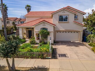 621 41st Ave, Santa Cruz, CA 95062