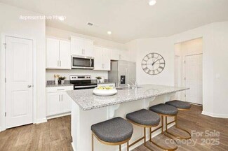 136 Court House Ave, York, SC 29745