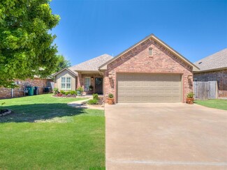 19141 Meadows Crossing Dr, Edmond, OK 73012