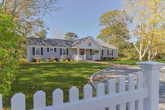 93 Orleans Rd, Chatham, MA 02633