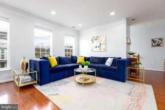 15504 John Diskin Cir Unit 18, Woodbridge, VA 22191