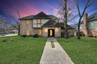 15119 Pebble Bend Dr, Houston, TX 77068