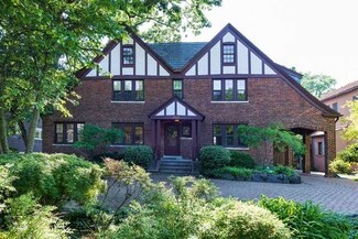 2336 Lincolnwood Dr, Evanston, IL 60201