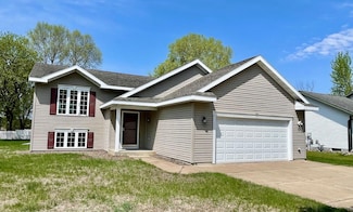 2209 2nd St W, Menomonie, WI 54751