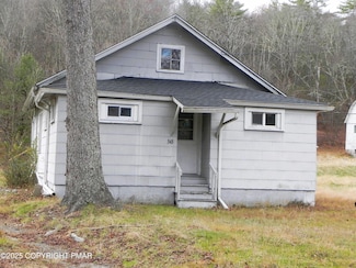 343 Marshalls Creek Rd, East Stroudsburg, PA 18302