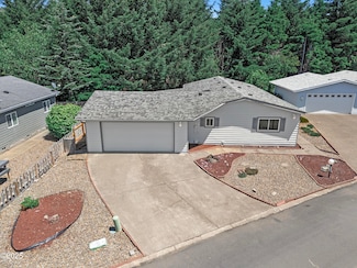 6050 NE Evergreen Ln, Newport, OR 97365
