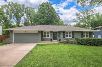 9711 Roe Ave, Overland Park, KS 66207