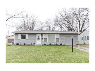 304 9th Ave, Hiawatha, IA 52233