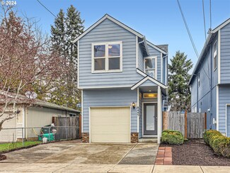 8445 NE Brazee St, Portland, OR 97220
