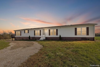 8333 S Wacousta Rd, Saint Johns, MI 48879