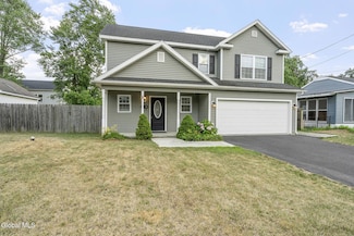 3 Launfal St, Albany, NY 12205