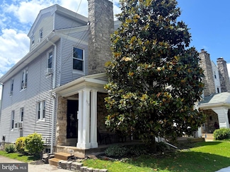 228 Burmont Rd, Drexel Hill, PA 19026